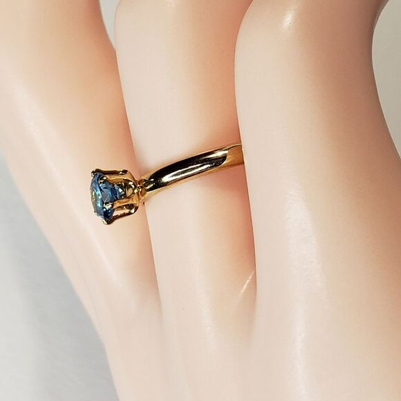 Blue Topaz Gem stone Ring in Gold setting Size 8 - Picture 2 of 8
